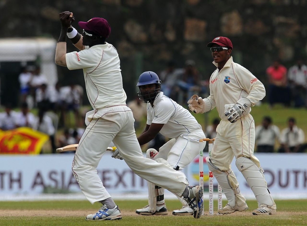 Darren Sammy catches Tharanga Paranavitana, Sri Lanka v West Indies, 1st Test, Galle, 5th day, November 19, 2010