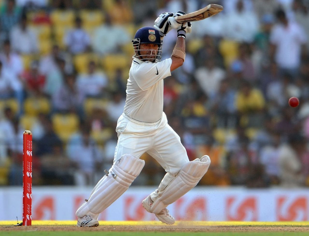Sachin Tendulkar plays a back-foot drive through the covers, India v New Zealand, 3rd Test, Nagpur, 2nd day, November 21, 2010