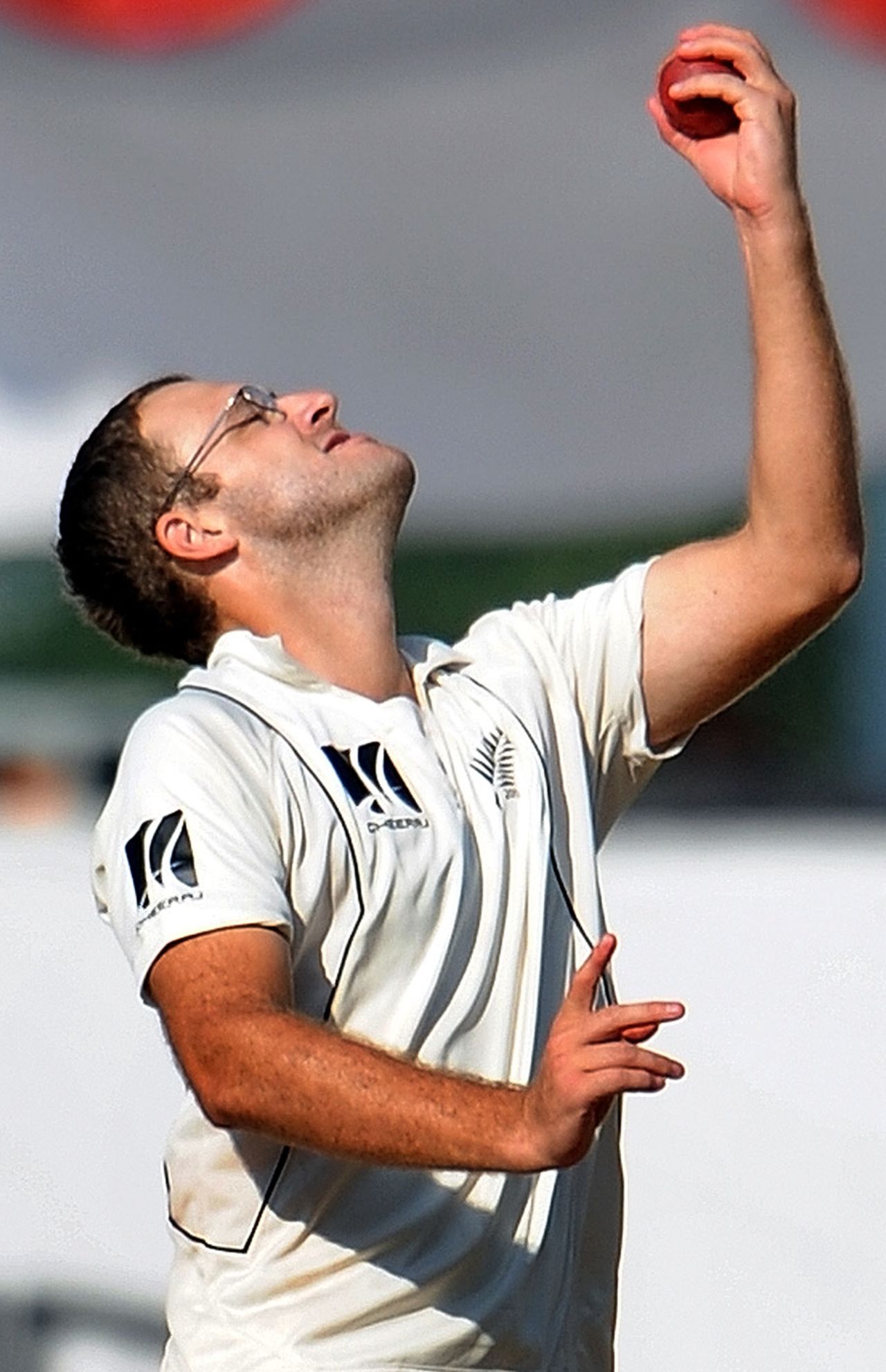 Daniel Vettori celebrates getting MS Dhoni caught-and-bowled, India v New Zealand, 3rd Test, Nagpur, 3rd day, November 22, 2010