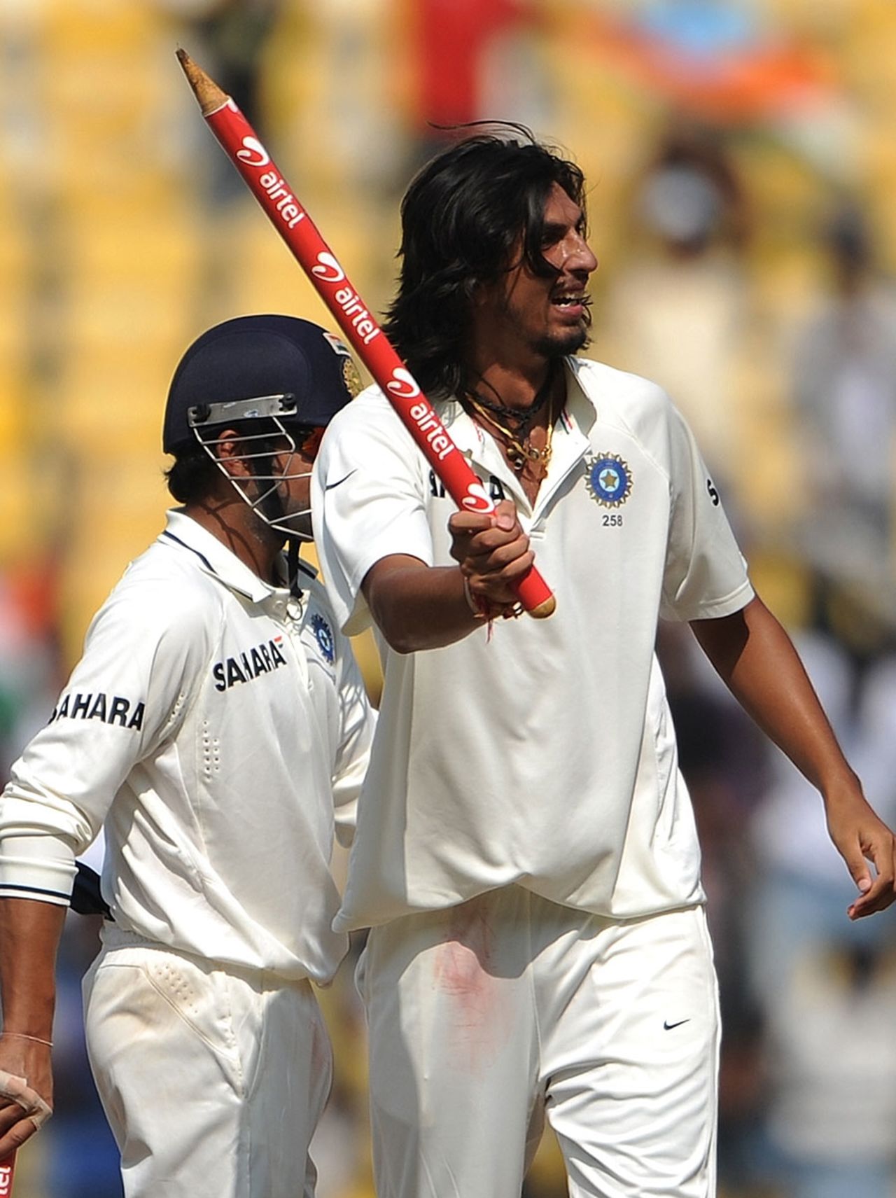 Ishant Sharma celebrates after India defeated New Zealand in Nagpur, India v New Zealand, 3rd Test, Nagpur, 4th day, November 23, 2010