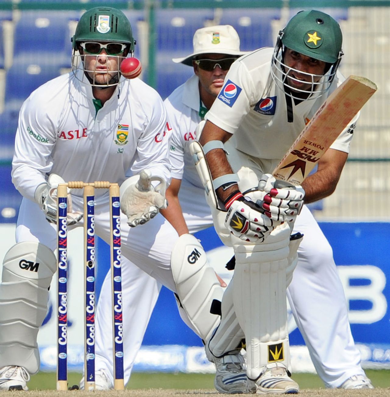 Taufeeq Umar made 30 before falling lbw, Pakistan v South Africa, 2nd Test, Abu Dhabi, 5th day, November 24, 2010