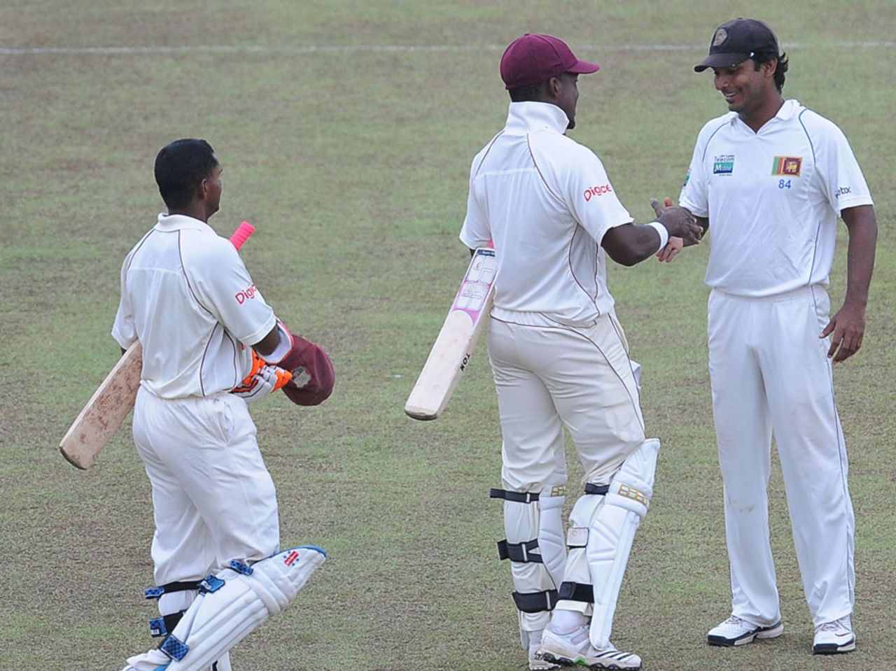 Play was called off due to fading light with 11 overs remaining, Sri Lanka v West Indies, 2nd Test, Premadasa Stadium, Colombo, 5th day, November 27, 2010