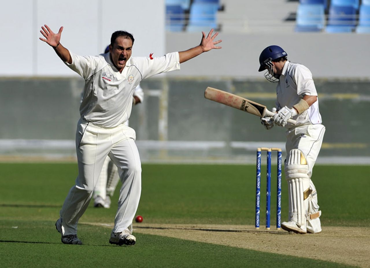 Hamid Hassan lets out a massive appeal, Afghanistan v Scotland, ICC Intercontinental Cup final, Dubai, December 2, 2010