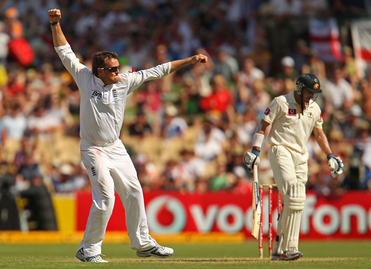 Michael Hussey had played Graeme Swann superbly before edging behind for 93, Australia v England, 2nd Test, Adelaide, December 3, 2010