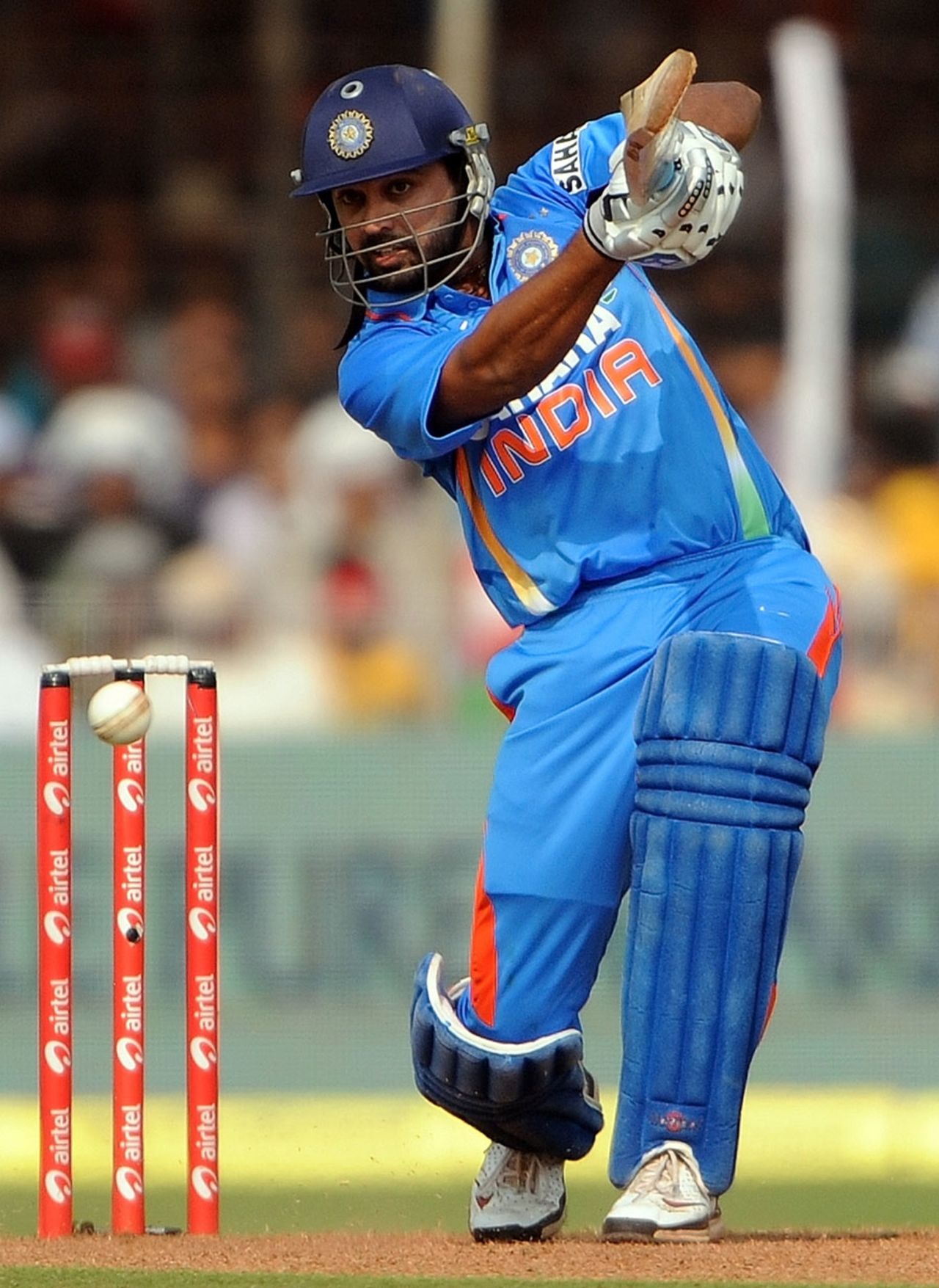 M Vijay drives on the up through the off side, India v New Zealand, 3rd ODI, Vadodara, December 4, 2010