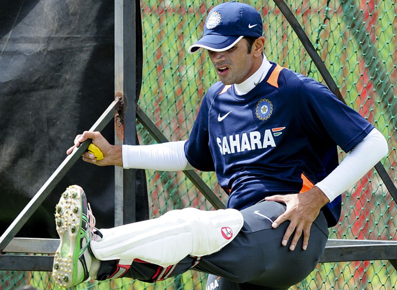 Rahul Dravid stretches during practice, Centurion, December 13, 2010