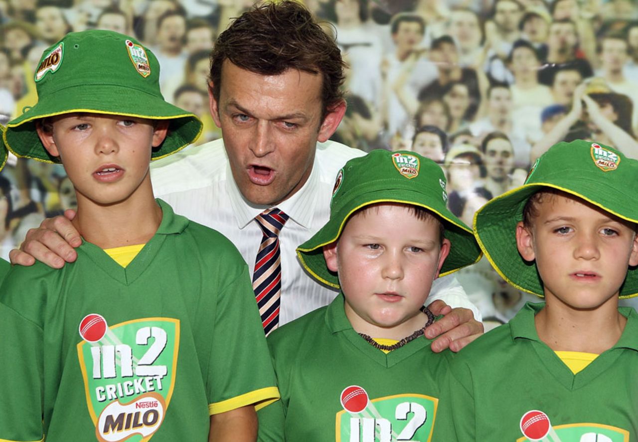 Adam Gilchrist sings with children during a session break, Australia v England, 3rd Test,  Perth, 2nd day, December 17, 2010