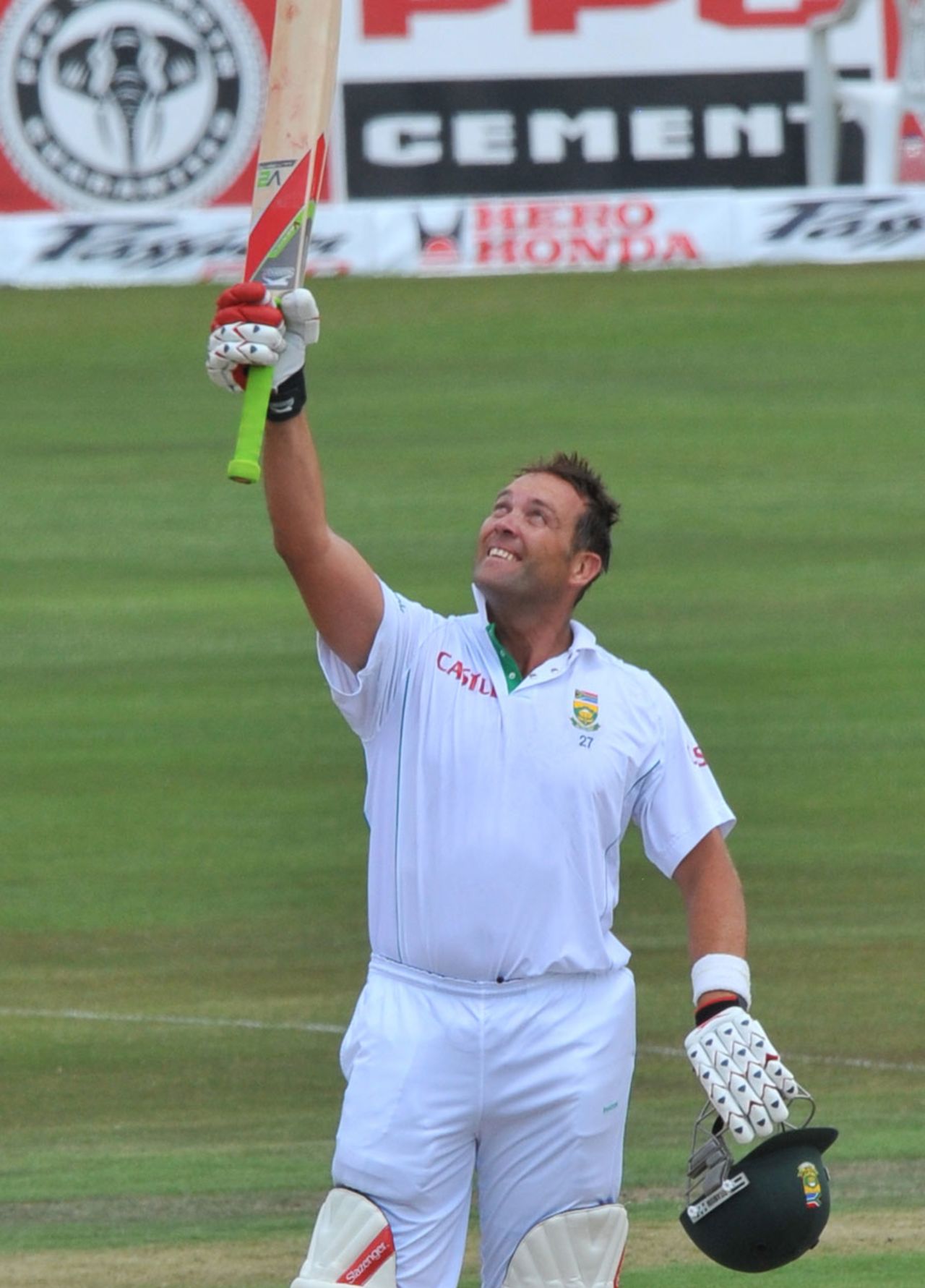 Jacques Kallis looks to the heavens after reaching his double-century, South Africa v India, 1st Test, Centurion, 3rd day, December 18, 2010
