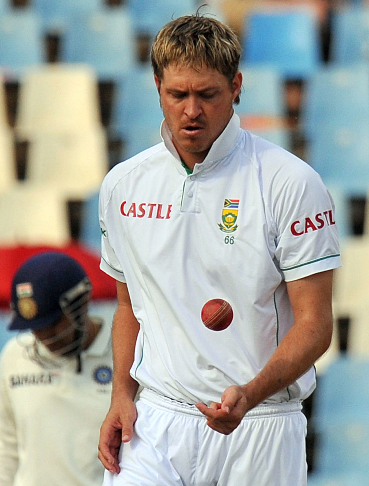 Paul Harris dismissed Virender Sehwag to get his 100th Test wicket, South Africa v India, 1st Test, Centurion, 3rd day, December 18, 2010 