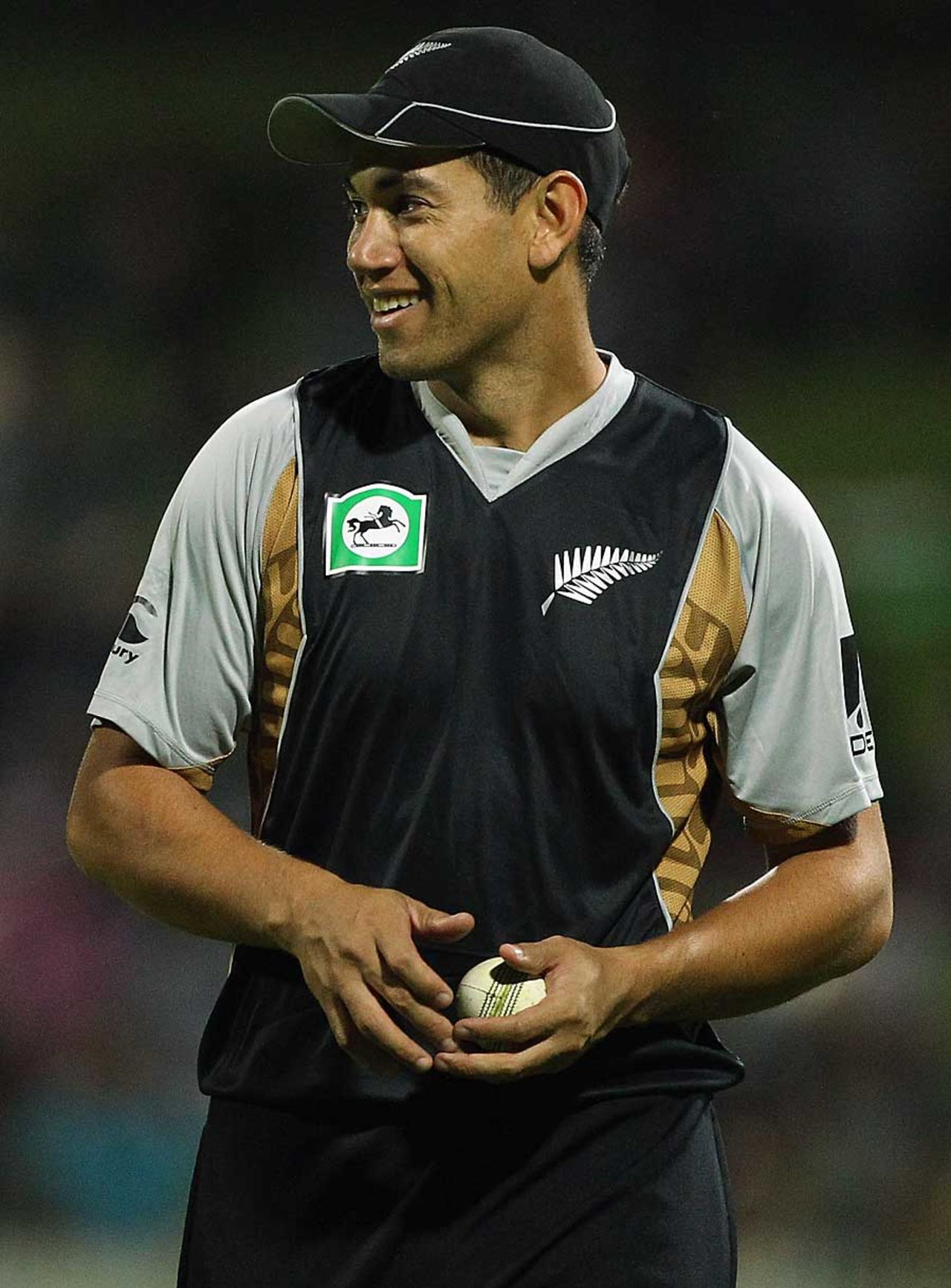 Ross Taylor has much to smile about during his team's comprehensive win, New Zealand v Pakistan, 2nd Twenty20, Hamilton, December 28, 2010