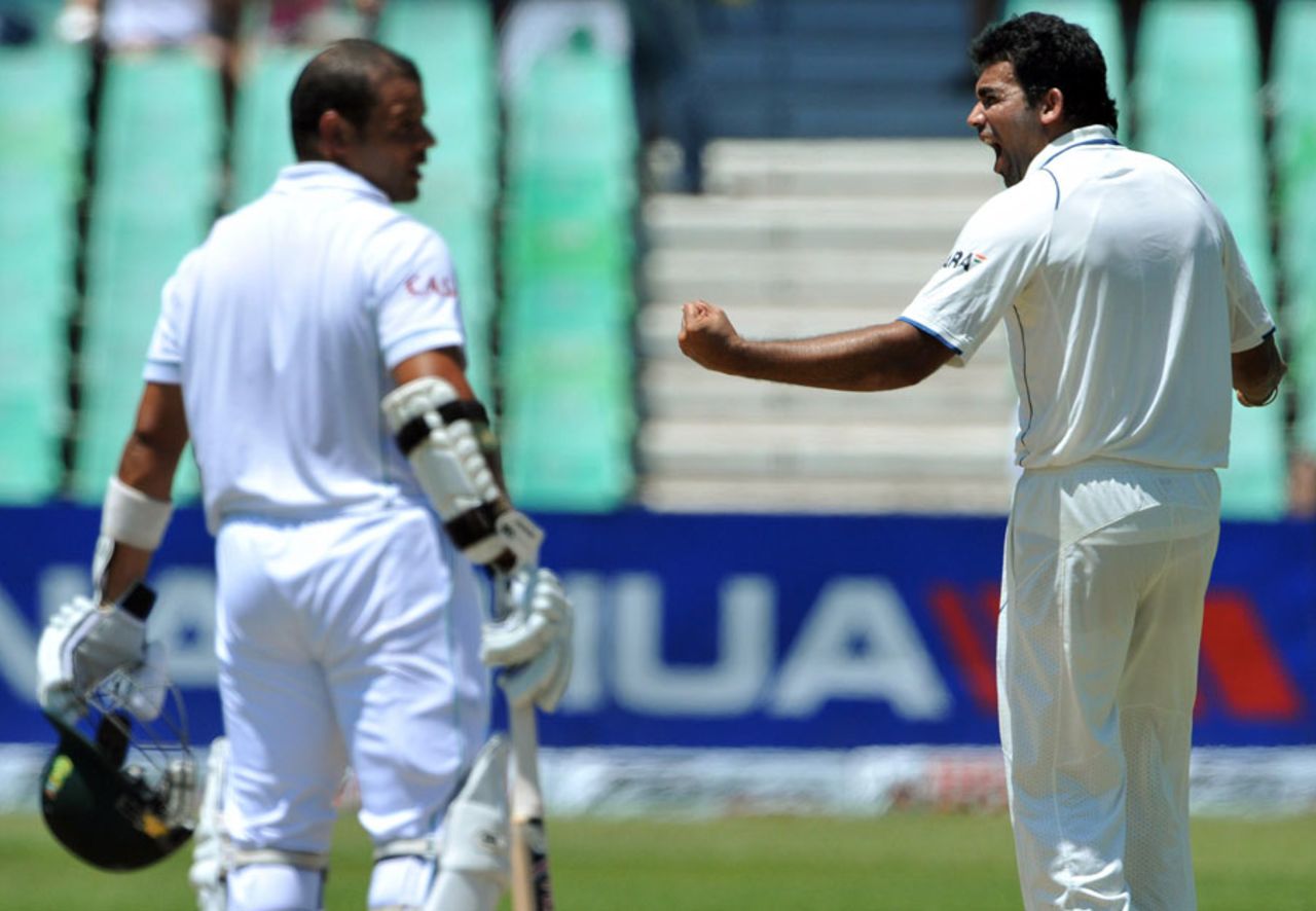 Ashwell Prince loses another partner as Zaheer Khan dismisses Mark Boucher, South Africa v India, 2nd Test, Durban, 4th day, December 29, 2010