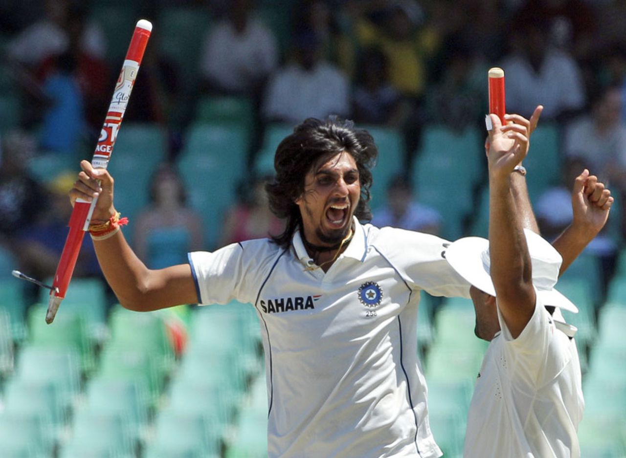 Ishant Sharma uproots the stumps after India's victory, South Africa v India, 2nd Test, Durban, 4th day, December 29, 2010