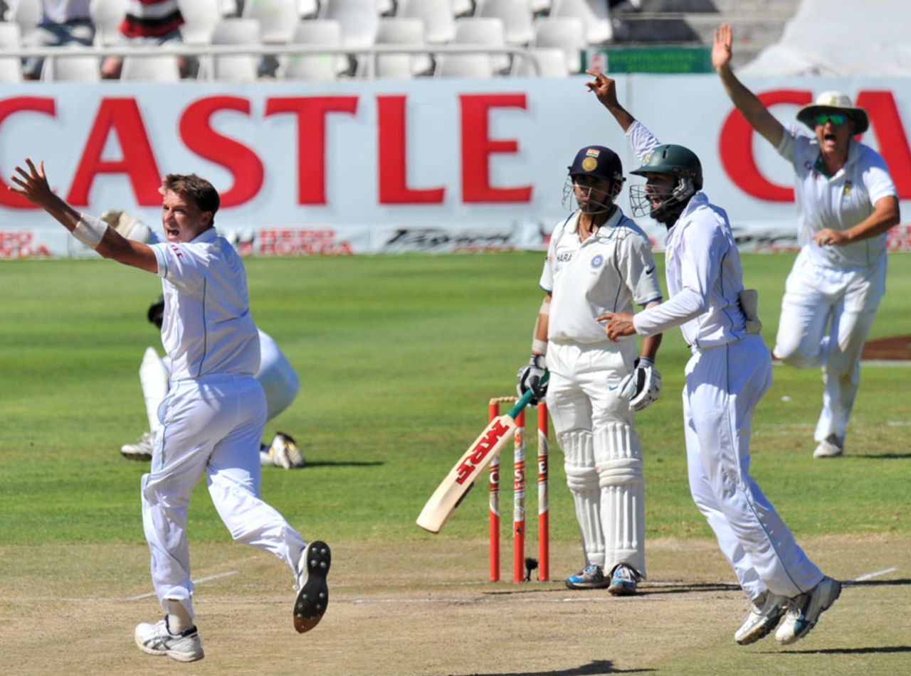 Dale Steyn dismisses Gautam Gambhir caught down the leg side, South Africa v India, 3rd Test, Cape Town, 5th day, January 6, 2011