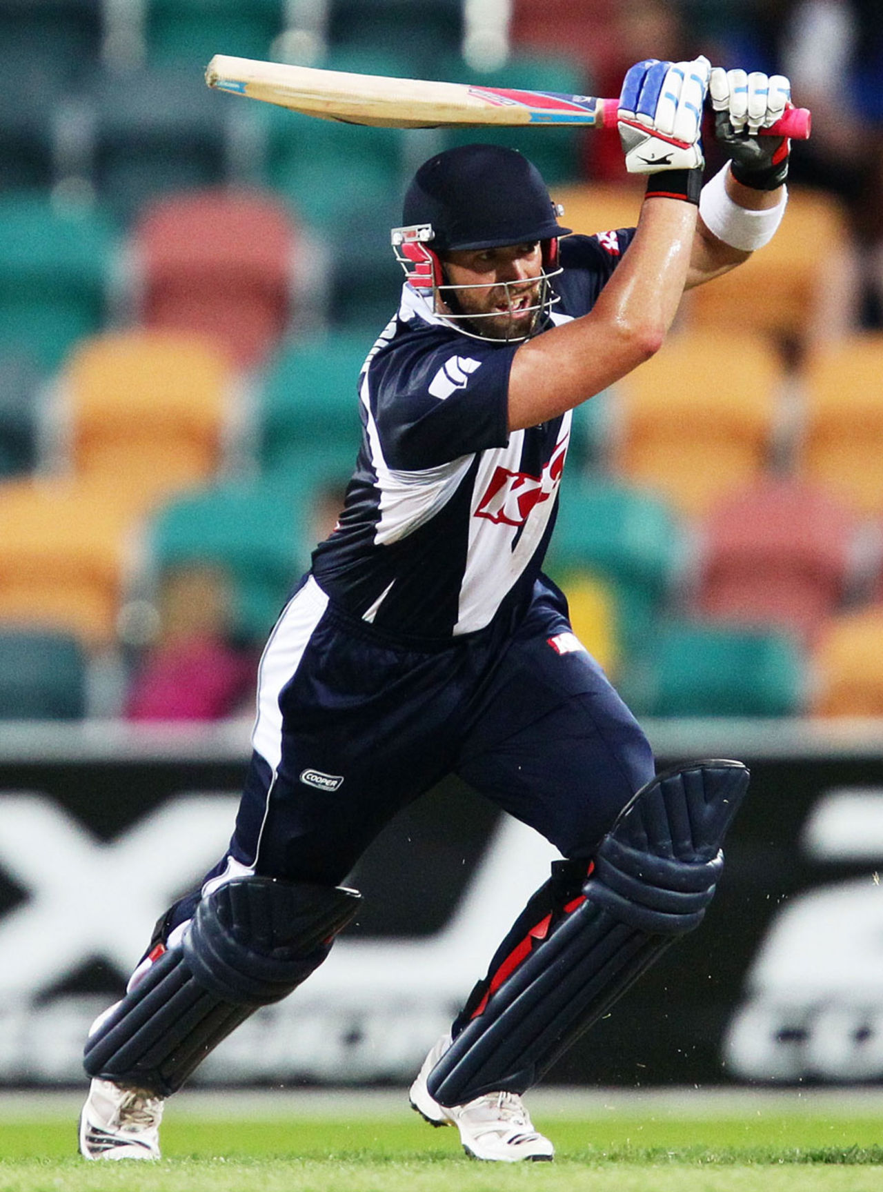 Matt Prior entertained with his 51 off 29 balls, Tasmania v Victoria, Big Bash 2010-11, Hobart, January 11, 2011