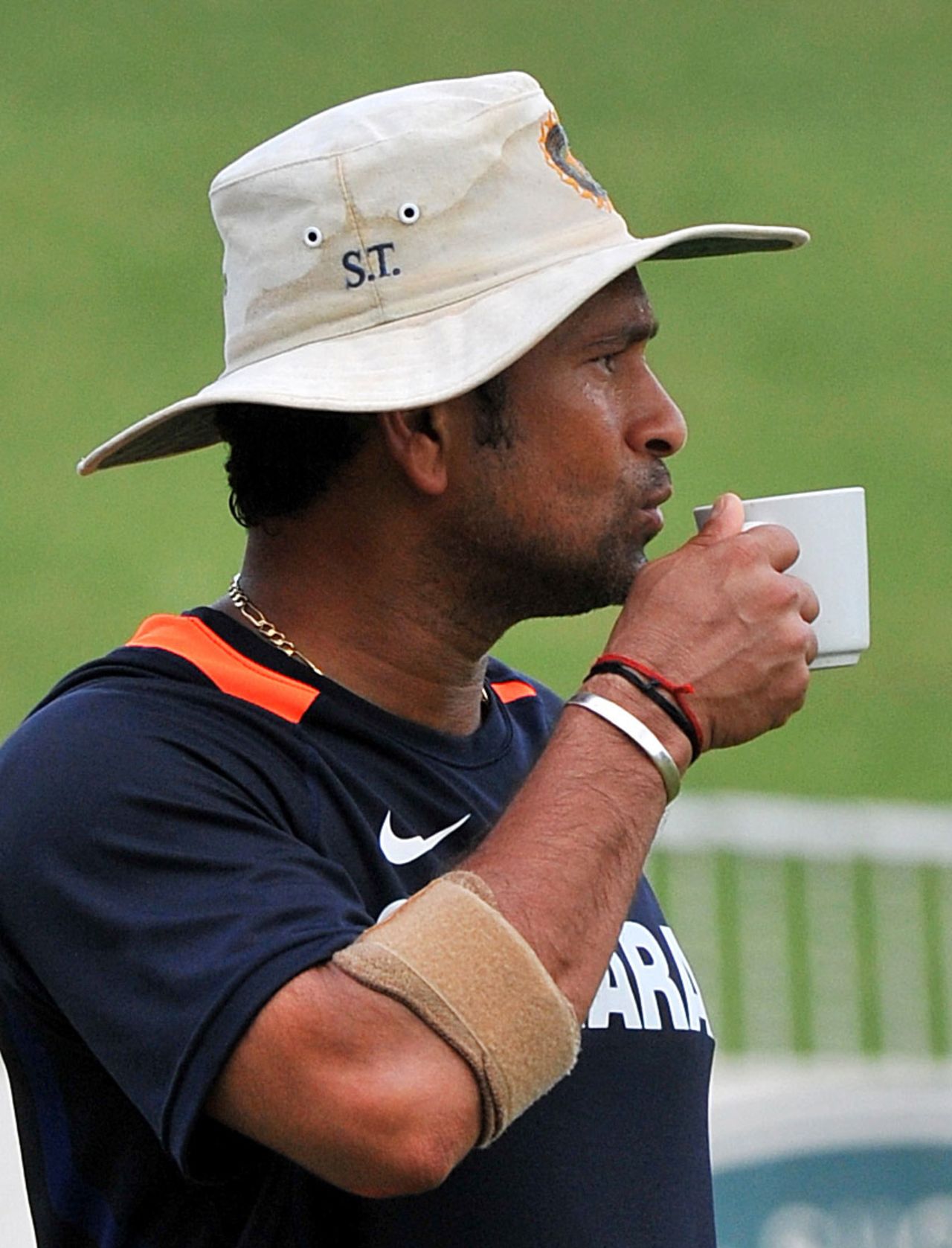 Sachin Tendulkar takes a break during practice, Durban, January 11, 2011