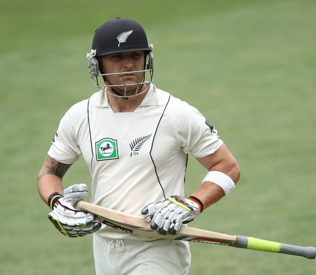 Brendon McCullum is dejected with his dismissal, New Zealand v Pakistan, 2nd Test, Wellington, 4th day, January 18, 2011