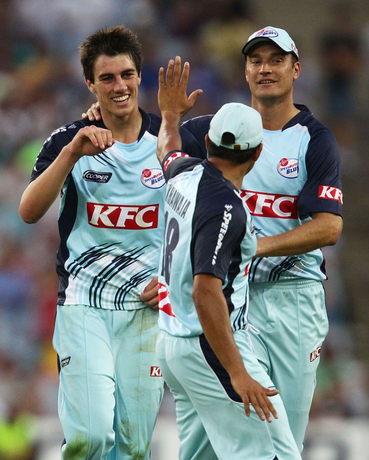 Patrick Cummins is congratulated on getting the wicket of Travis Birt, New South Wales v Tasmania, Twenty20 Big Bash 2010-11, Sydney, January 19, 2011