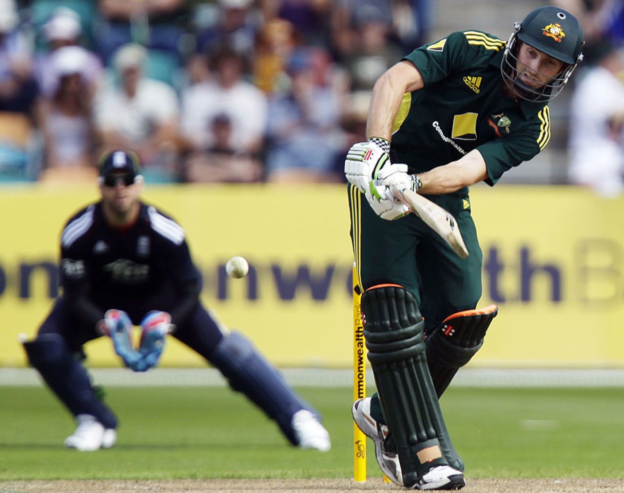 Shaun Marsh held firm while wickets tumbled around him , Australia v England, 2nd ODI, Hobart, January 21, 2011
