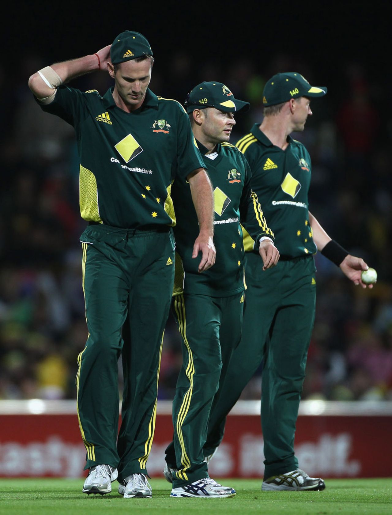 A dejected Shaun Tait walks off after injuring his groin midway through an over, Australia v England, 2nd ODI, Hobart, January 21, 2011