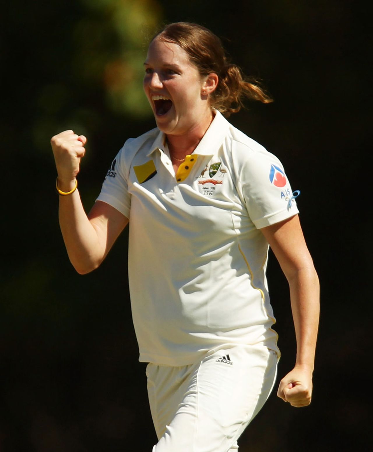 Rene Farrell celebrates the wicket of Katherine Brunt, Australia v England, women's 1st Test, Sydney, January 22, 2011