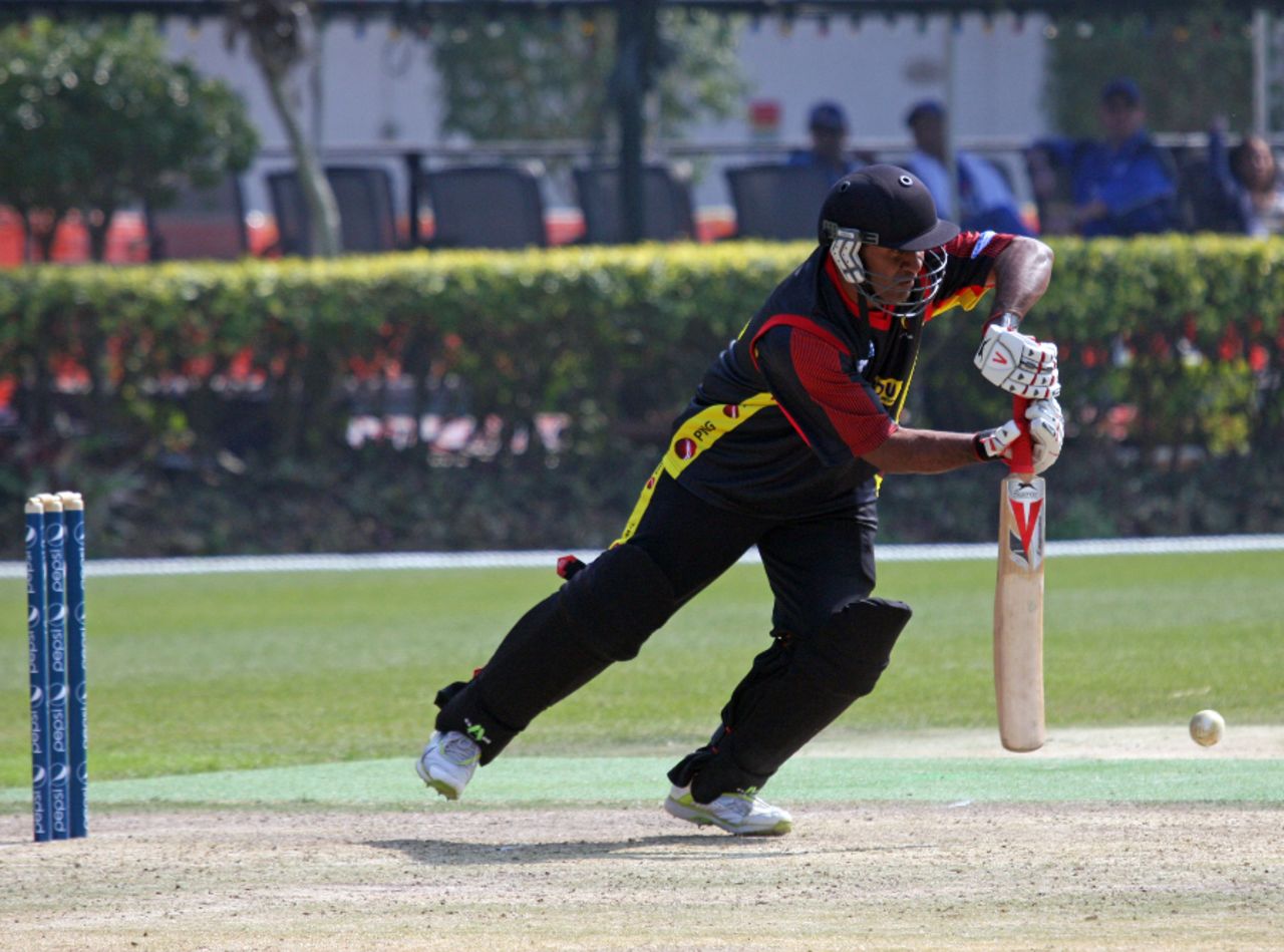 Jack Vare pushes down the ground during his gritty knock, Italy v Papua New Guinea, WCL Division 3, Wong Nai, January 23, 2011