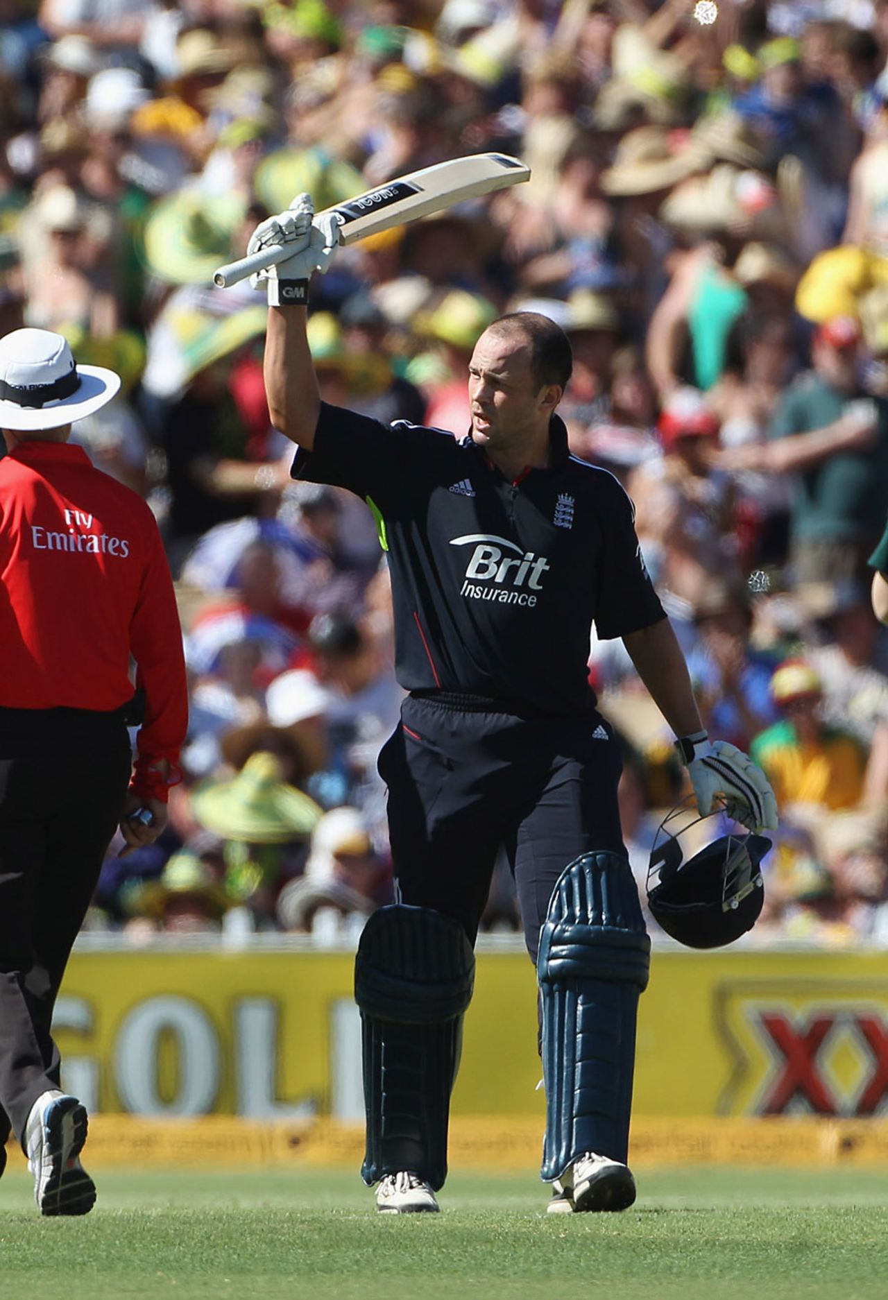Jonathan Trott brought up his hundred from 117 balls, Australia v England, 4th ODI, Adelaide, January 26, 2011