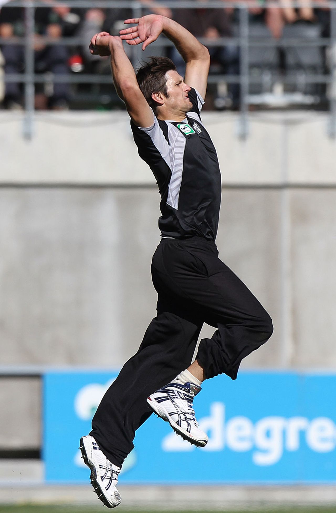 Hamish Bennett proved expensive, New Zealand v Pakistan, 3rd ODI, Christchurch