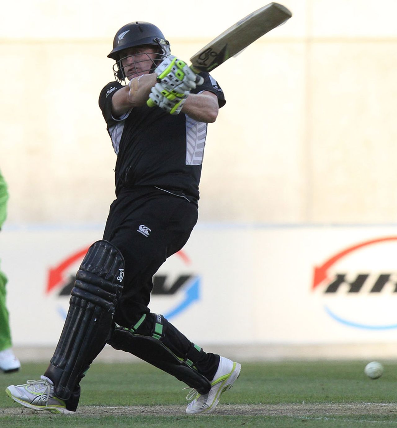 Scott Styris top scored for New Zealand with 46, New Zealand v Pakistan, 3rd ODI, Christchurch, January 29, 2011