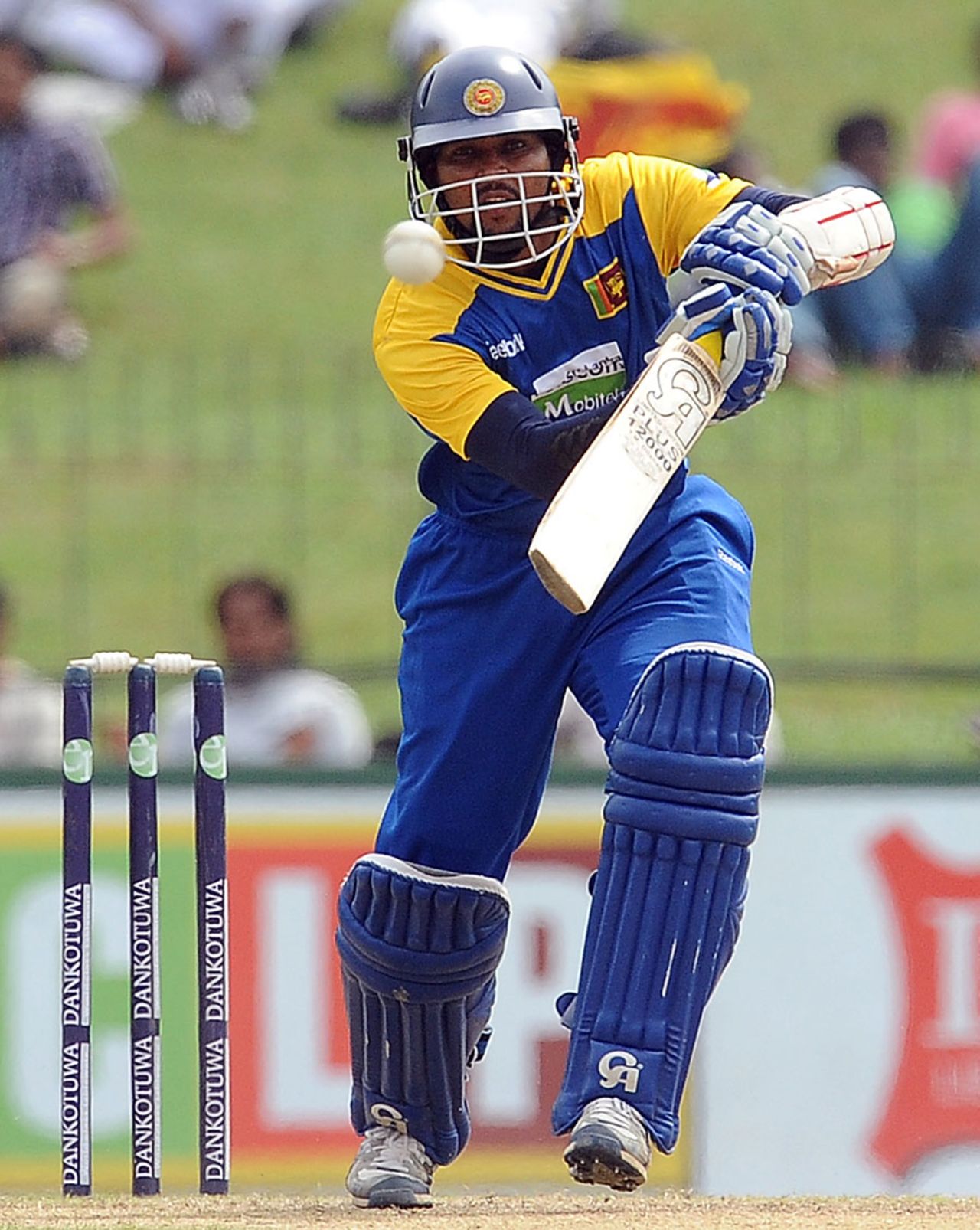 Tillakaratne Dilshan fell cheaply for 11, Sri Lanka v West Indies, 2nd ODI, Colombo, February 3, 2011