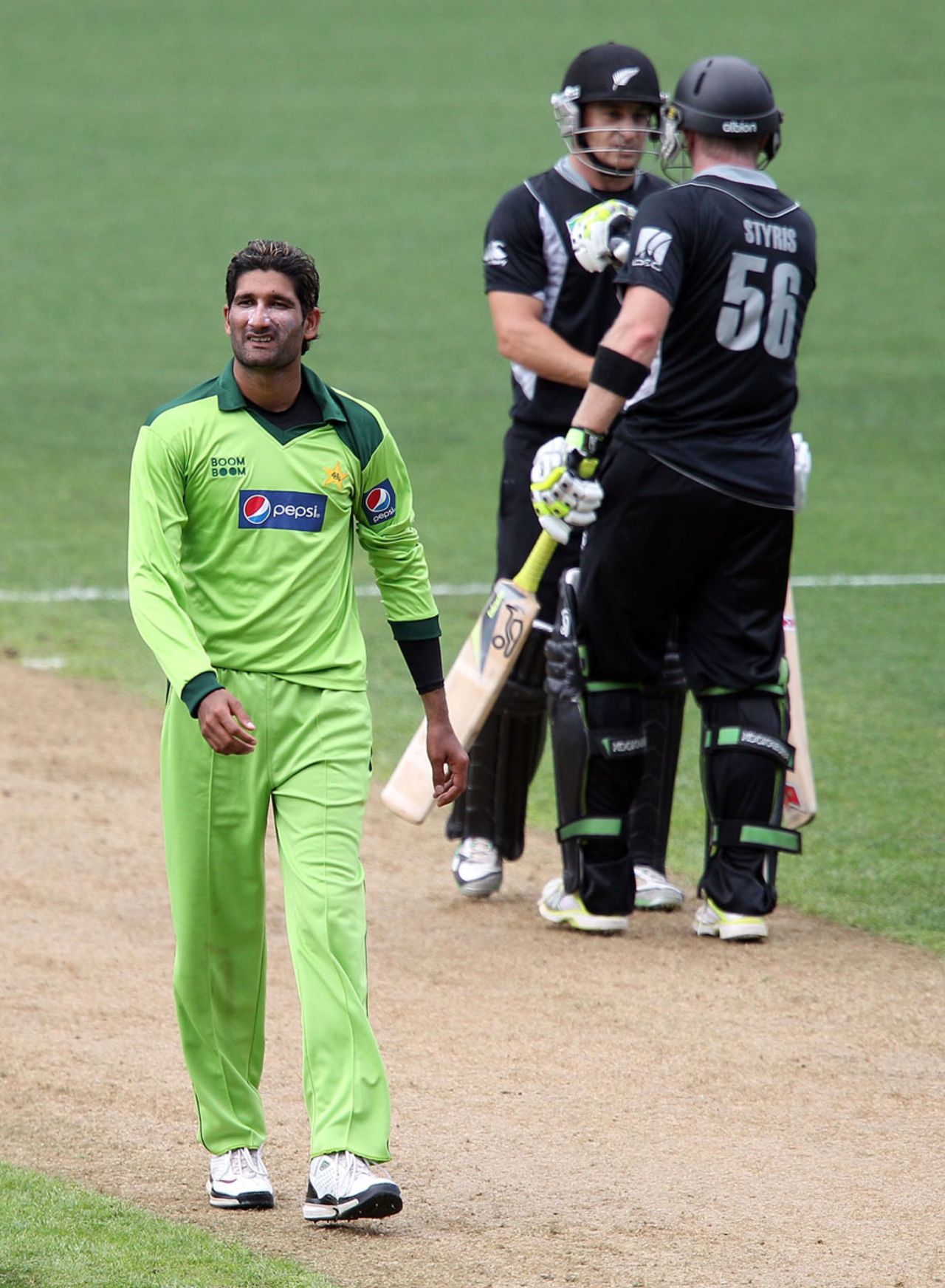 Sohail Tanvir was mauled as his eight overs went for 78 runs, New Zealand v Pakistan, 6th ODI, Auckland, February 5, 2011