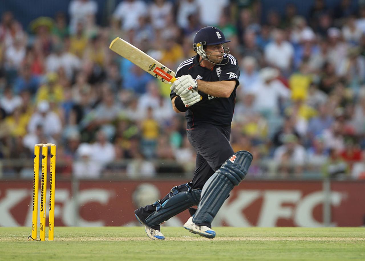 Michael Yardy delayed the inevitable with a futile half-century, Australia v England, 7th ODI, Perth, February 6 2011