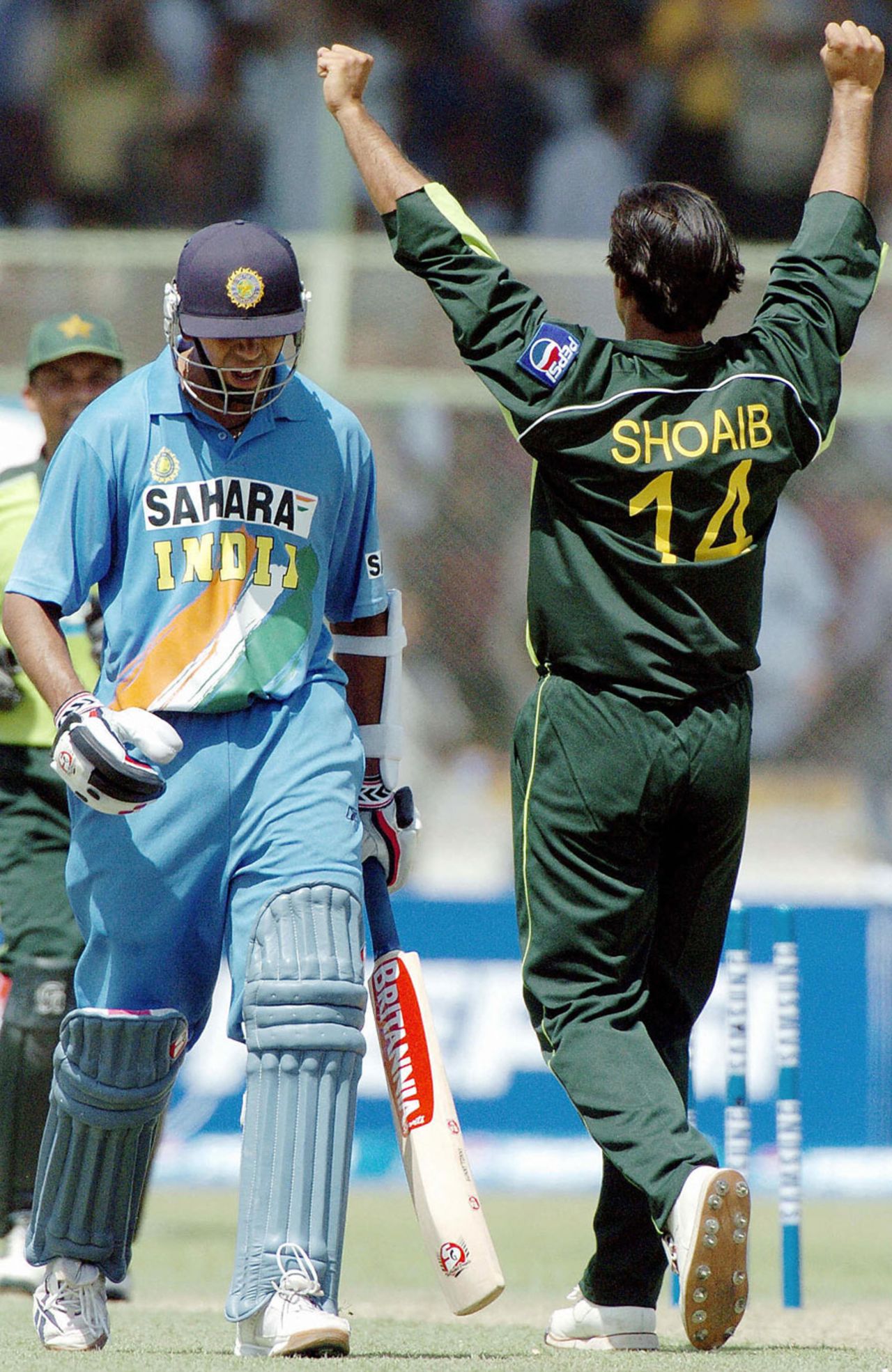 Rahul Dravid departs after being bowled by Shoaib Akhtar for 99, Pakistan v India, 1st ODI, Karachi, March 13, 2004