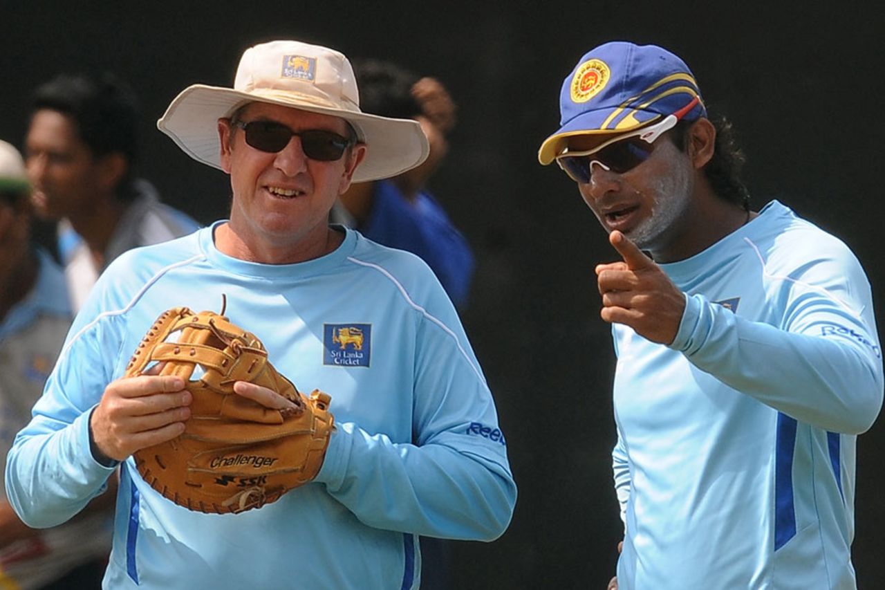 Sri Lanka coach Trevor Bayliss and Kumar Sangakkara share a thought during practice, R Premadasa Stadium, Colombo, February 14, 2011