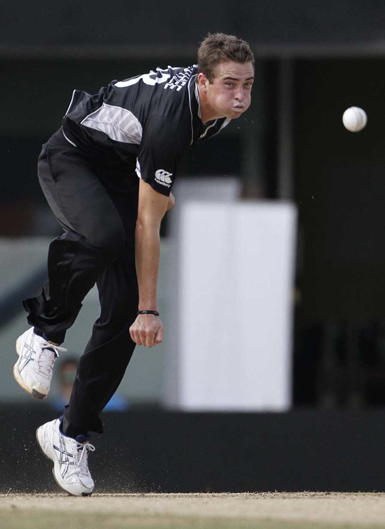 Tim Southee sends one down, Kenya v New Zealand, Group A, World Cup 2011, Chennai, February 20, 2011