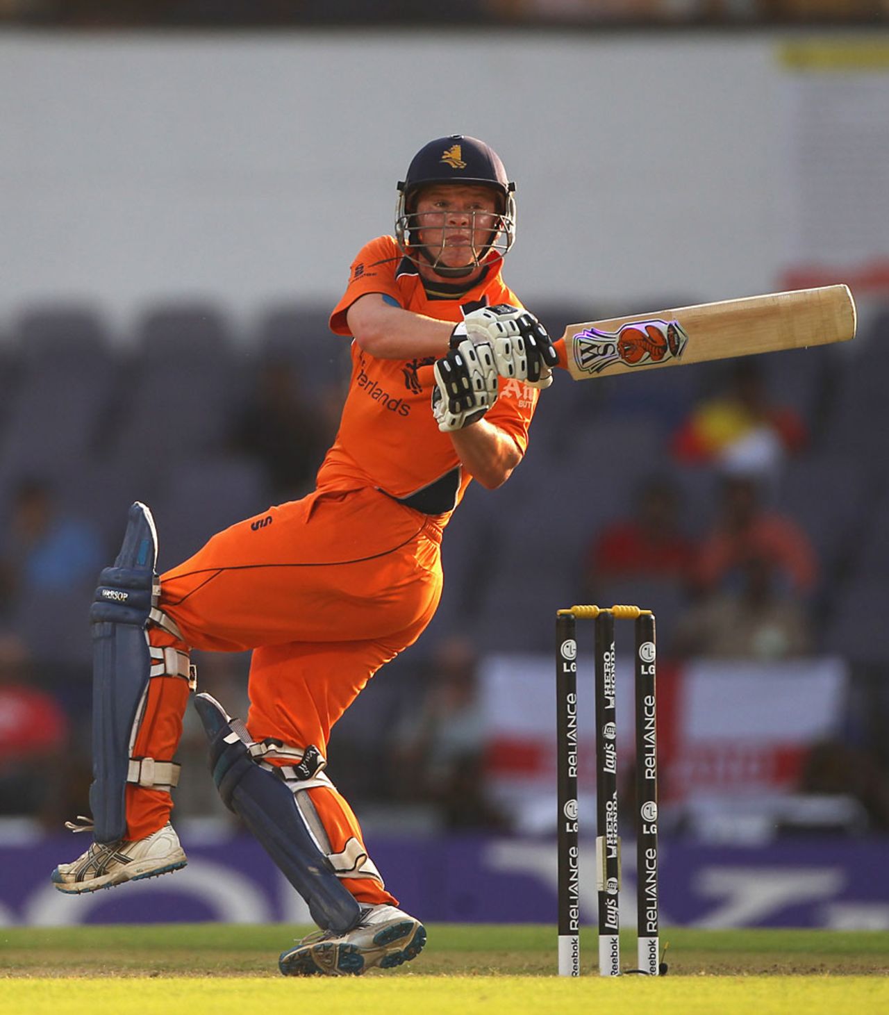 Tom de Grooth provided valuable impetus for Netherlands, England v Netherlands, Group B, World Cup, Nagpur, February 22, 2011