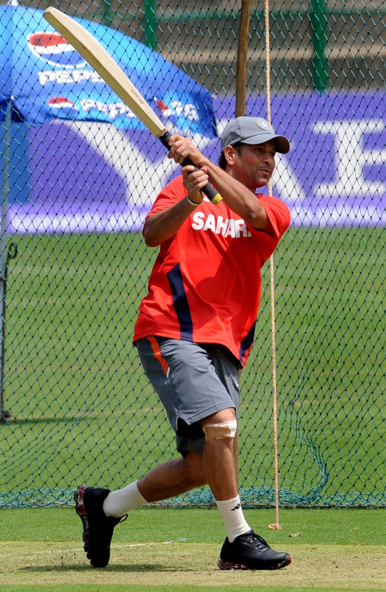 Sachin Tendulkar bats left-handed in the nets, M Chinnaswamy Stadium, Bangalore, February 23, 2011