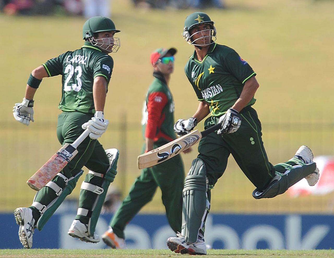 Kamran Akmal and Younis Khan added 98 runs to steady Pakistan, Kenya v Pakistan, Group A, World Cup, Hambantota, February 23, 2011