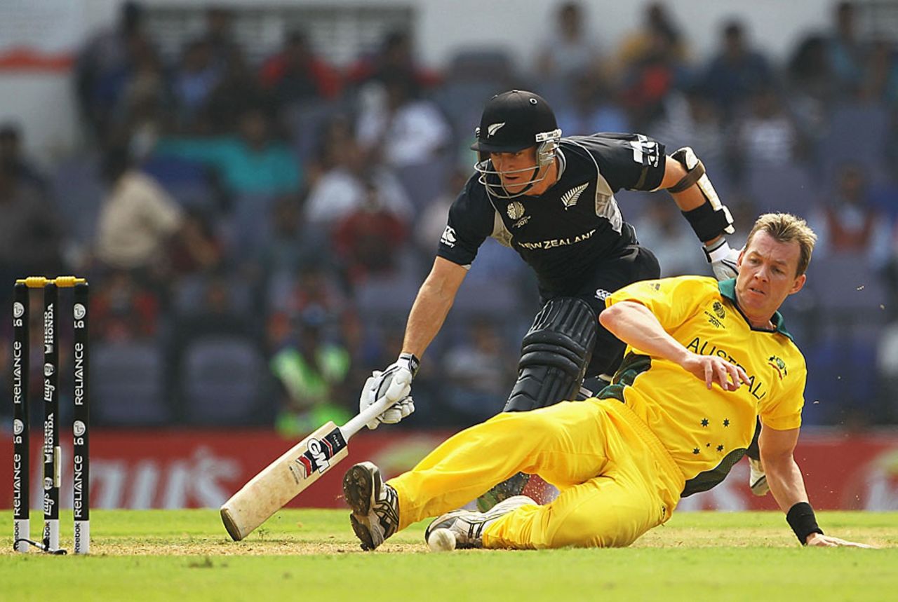 Brett Lee puts in an acrobatic fielding effort, Australia v New Zealand, World Cup, Group A, Nagpur, February 25, 2011