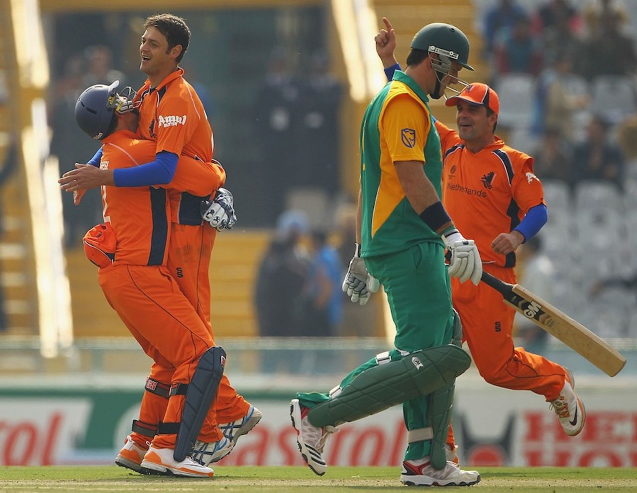 Bernard Loots celebrates Graeme Smith's wicket, Netherlands v South Africa, World Cup 2011, Mohali, March 3, 2011
