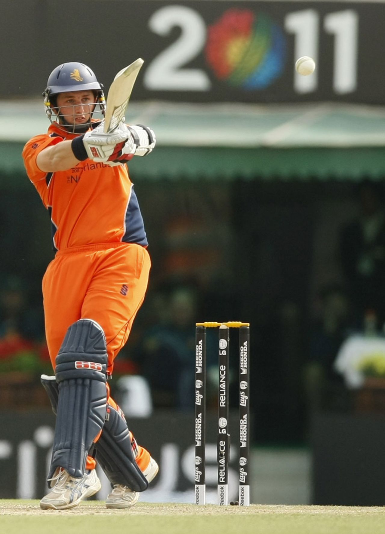Wesley Barresi pulls the ball during his knock of 44, Netherlands v South Africa, World Cup 2011, Mohali, March 3, 2011