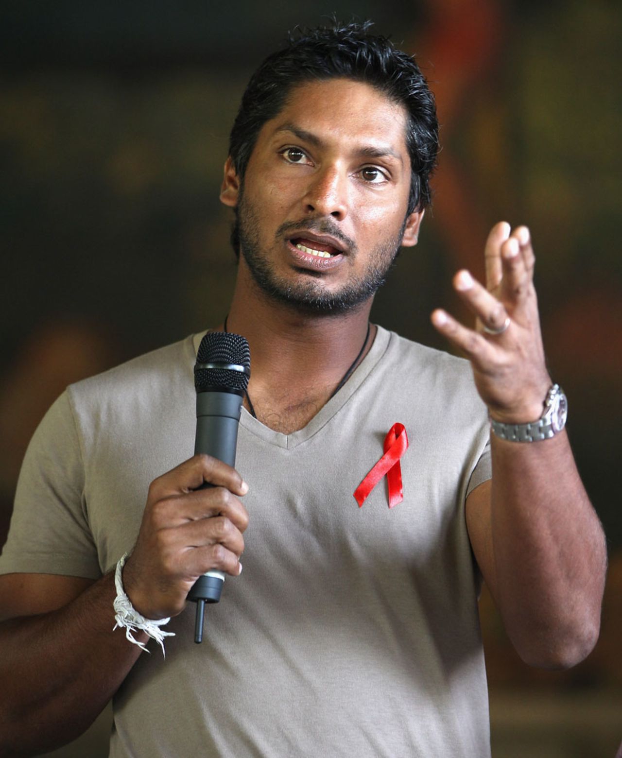 Kumar Sangakkara speaks at a UNAIDS campaign in Kandy, March 8, 2011