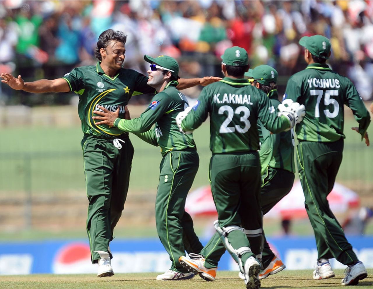 Pakistan get-together after Brendon McCullum's dismissal, New Zealand v Pakistan, Group A, World Cup, Pallekele, March 8, 2011