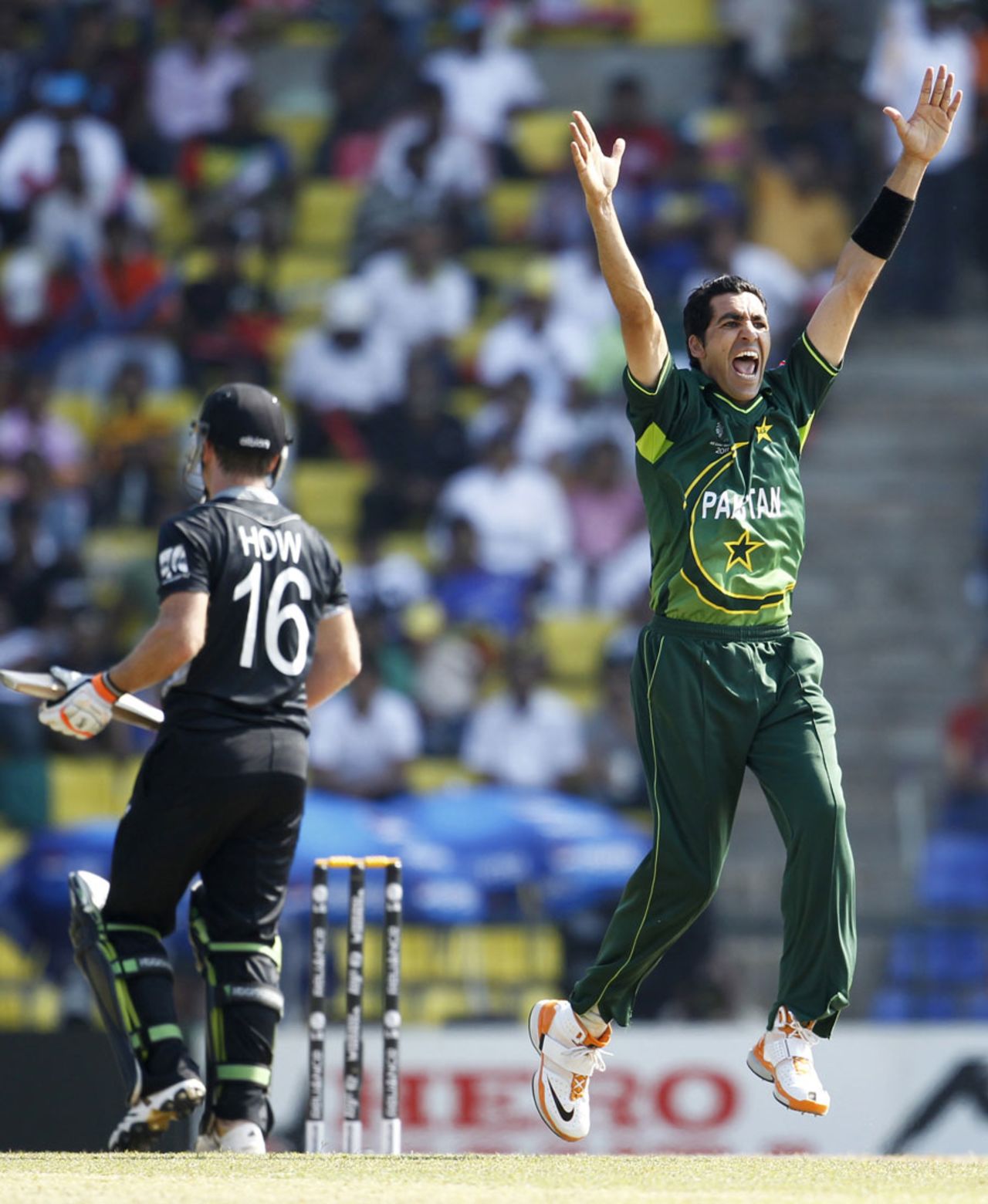 Umar Gul successfully appeals for the wicket of Jamie How, New Zealand v Pakistan, Group A, World Cup, Pallekele, March 8, 2011