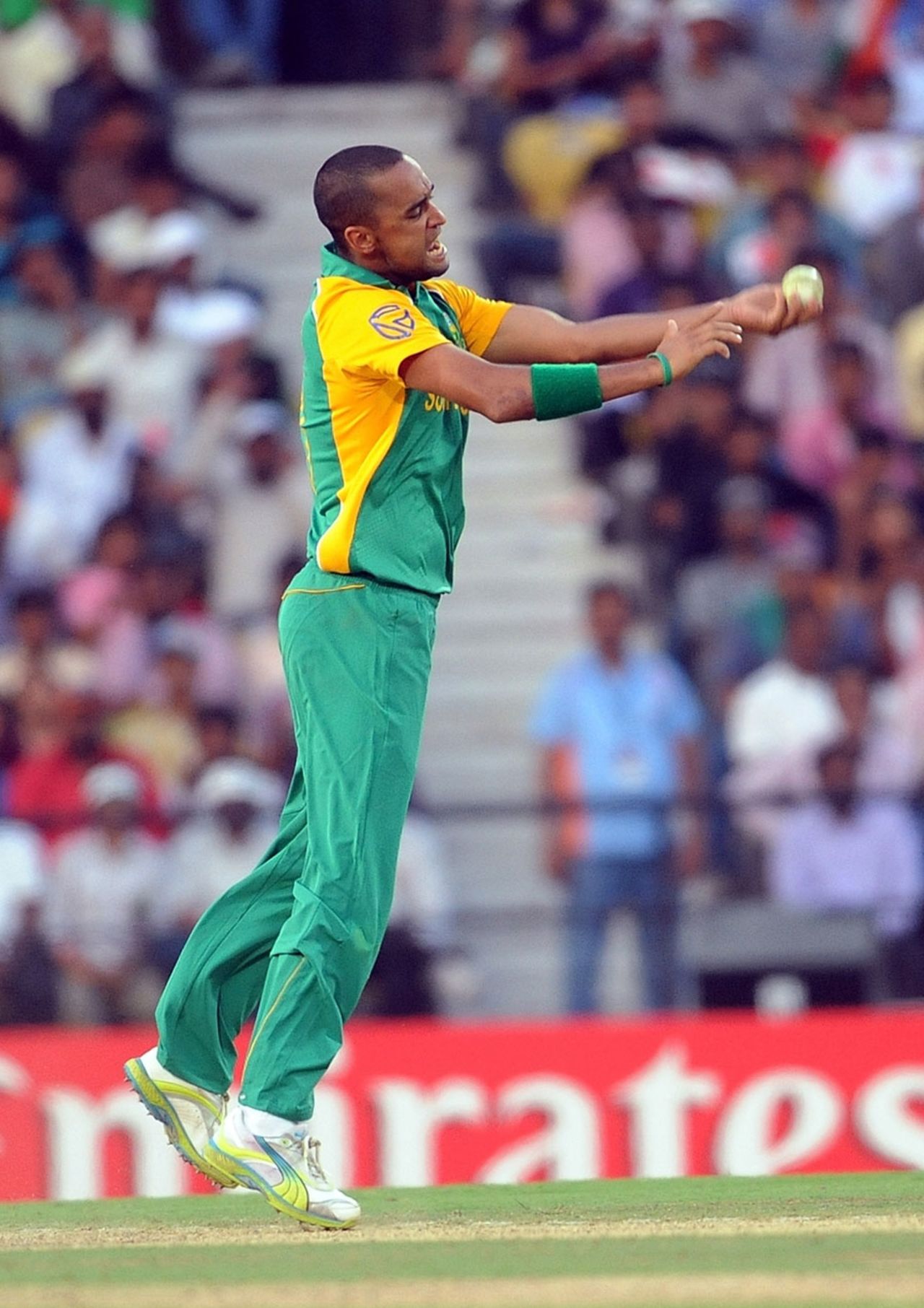 Robin Peterson took a return catch to dismiss Virat Kohli, India v South Africa, Group B, World Cup, Nagpur, March 12, 2011