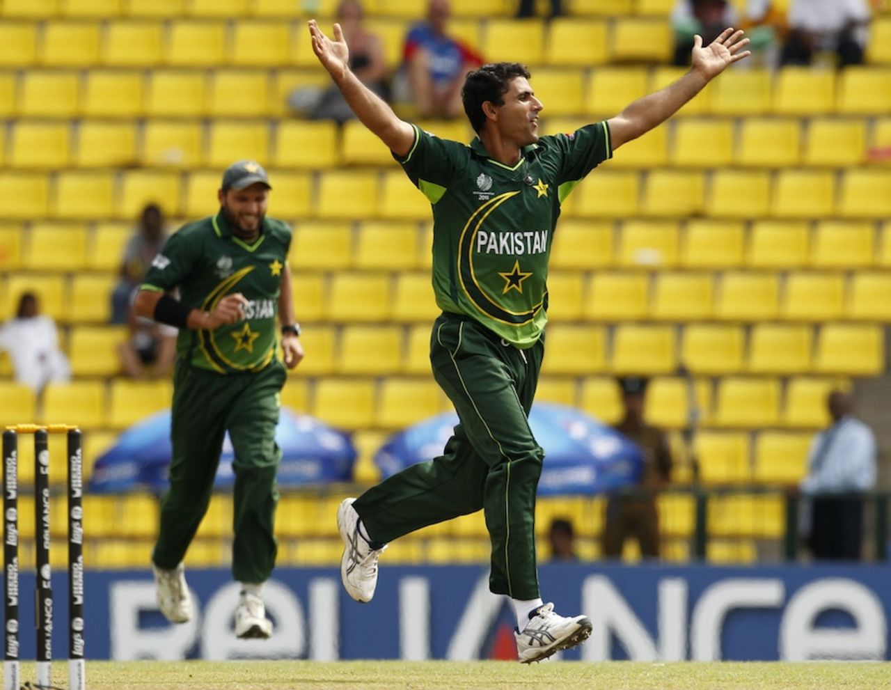 Abdul Razzaq had Brendan Taylor caught behind, Pakistan v Zimbabwe, World Cup, Pallekele, March 14, 2011