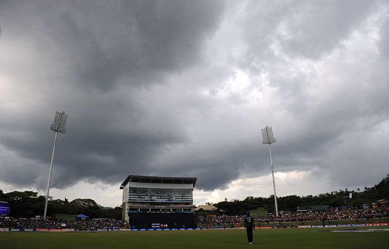 The dark skies in Pallekele brought rain which delayed proceedings, Pakistan v Zimbabwe, World Cup, Pallekele, March 14, 2011