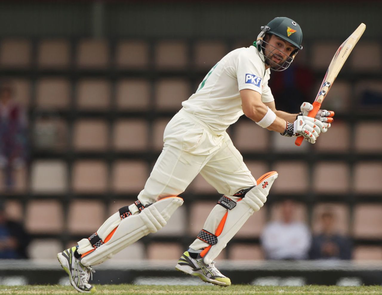 Ed Cowan takes off for a run, Tasmania v New South Wales, Sheffield Shield Final, Hobart, 2nd day, March 18, 2011