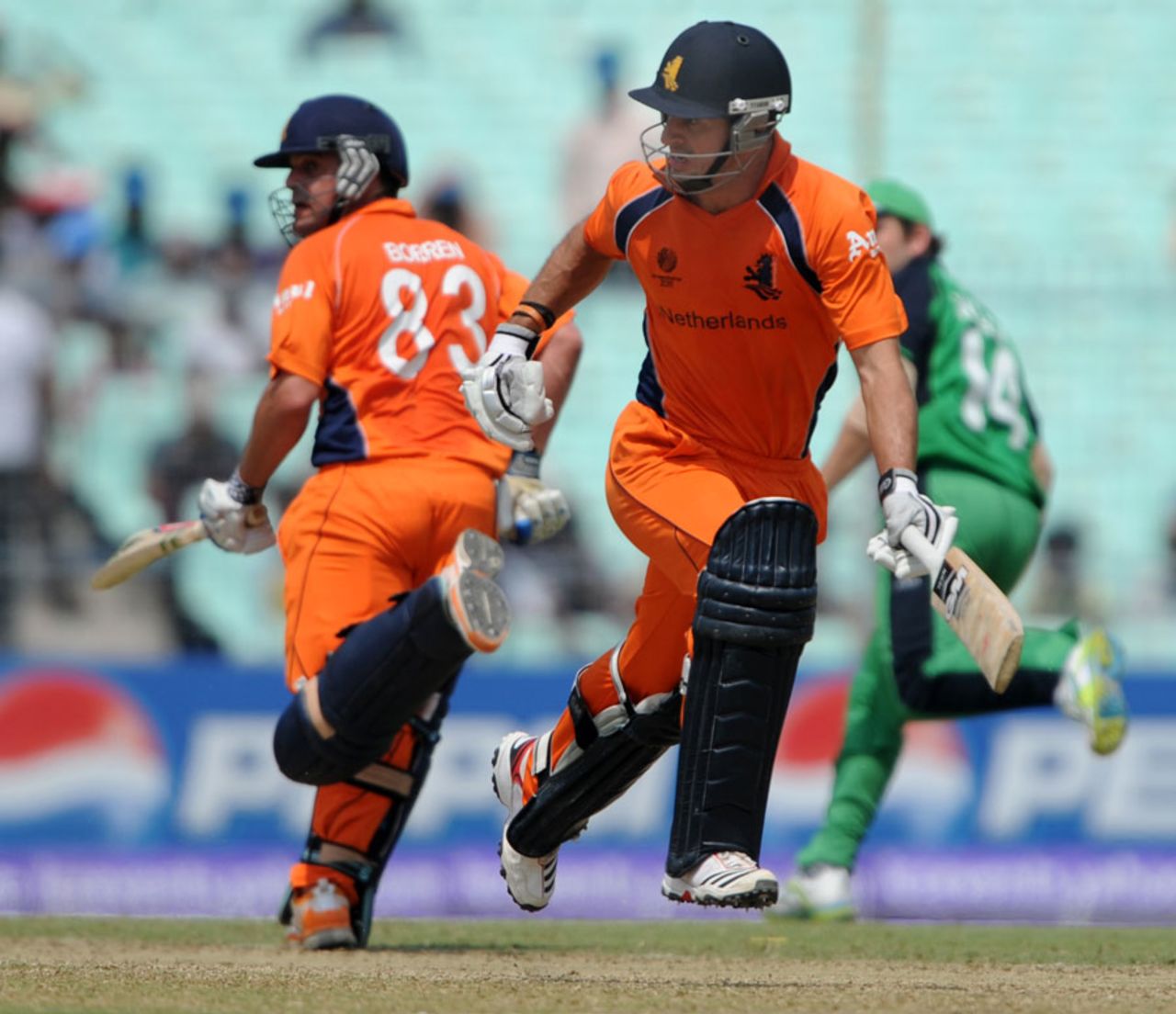 Peter Borren and Ryan ten Doeschate take a run during their century partnership, Ireland v Netherlands, World Cup 2011, Group B, March 18, 2011