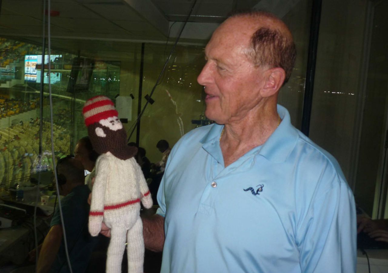 Geoff Boycott meets an England cricketer from a different era: WG Grace, World Cup 2011, Chennai, March 17, 2011