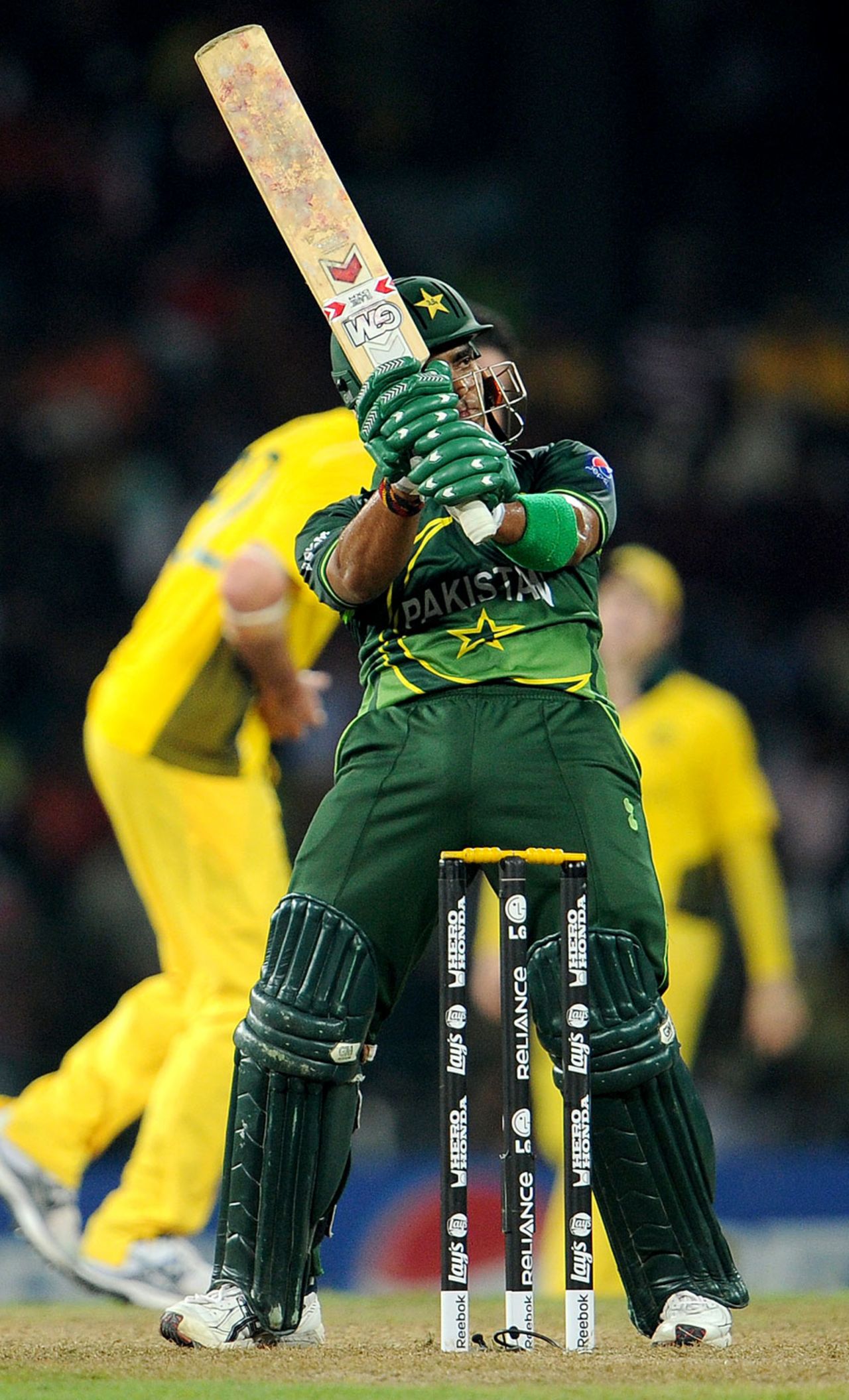Umar Akmal calmly steered Pakistan home with an unbeaten 44, Australia v Pakistan, Group A, World Cup 2011, Colombo, March 19, 2011